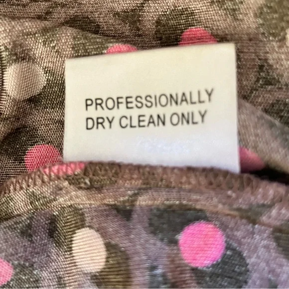 Omnia 100% Silk Stylish Wrap Dress with Geometric Pattern Women’s Size 2 - Picture 9 of 10